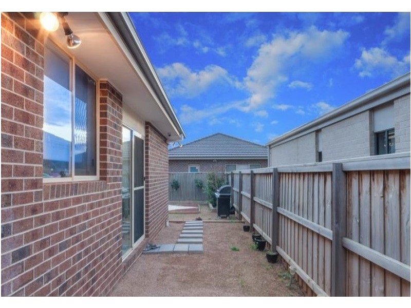 9 Corfu Avenue, Tarneit VIC 3029