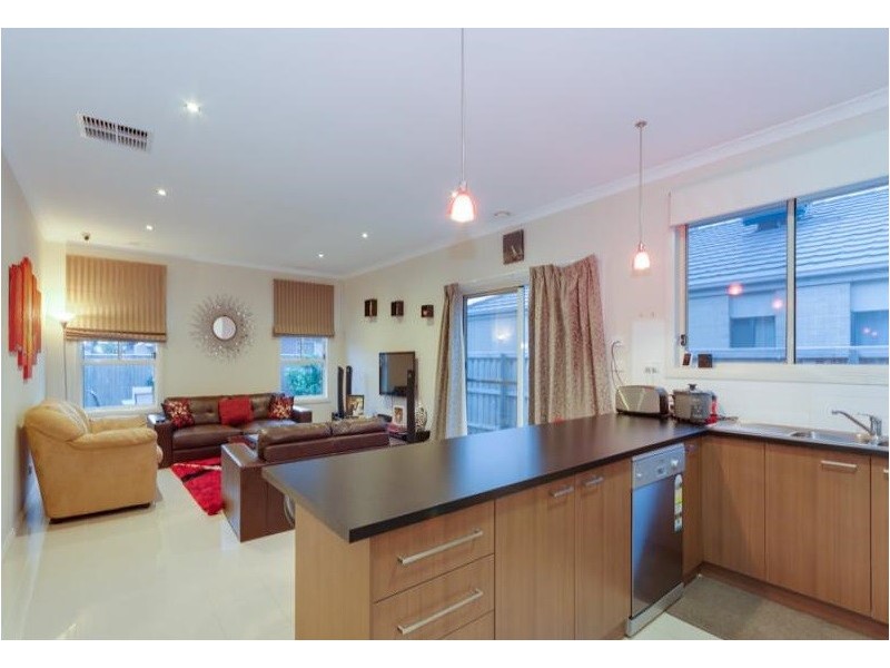 9 Corfu Avenue, Tarneit VIC 3029