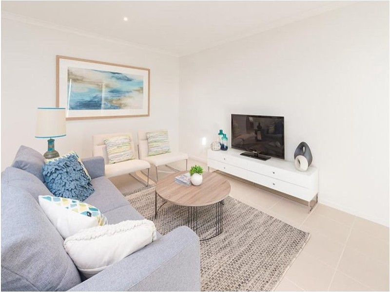 29 Mountleigh Circuit, Craigieburn VIC 3064