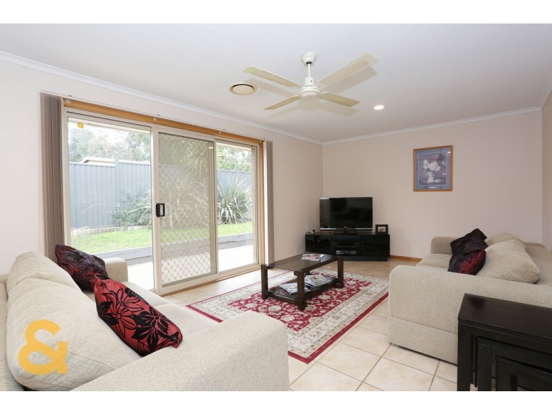 17 Weir Court, Roxburgh Park VIC 3064
