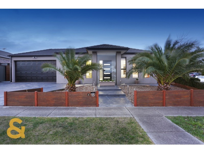 15 Coronet Avenue, Roxburgh Park VIC 3064