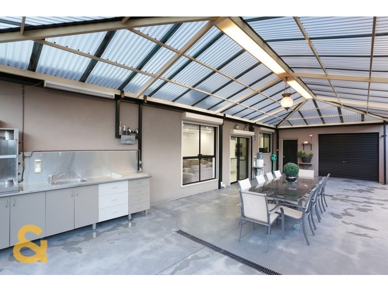 15 Coronet Avenue, Roxburgh Park VIC 3064