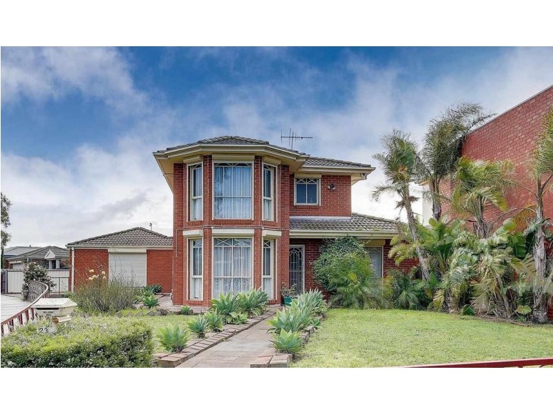 23 Almands Avenue, Roxburgh Park VIC 3064