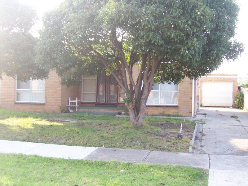 42 Lydia Avenue, Campbellfield VIC 3061