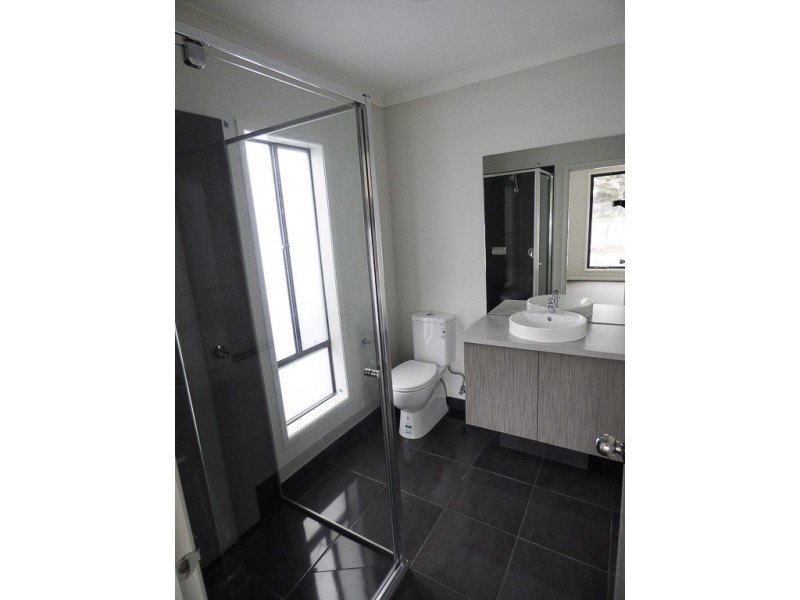 7 Horizon Boulevard, Greenvale VIC 3059