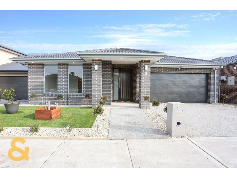 25 Hickory Road, Mickleham VIC 3064