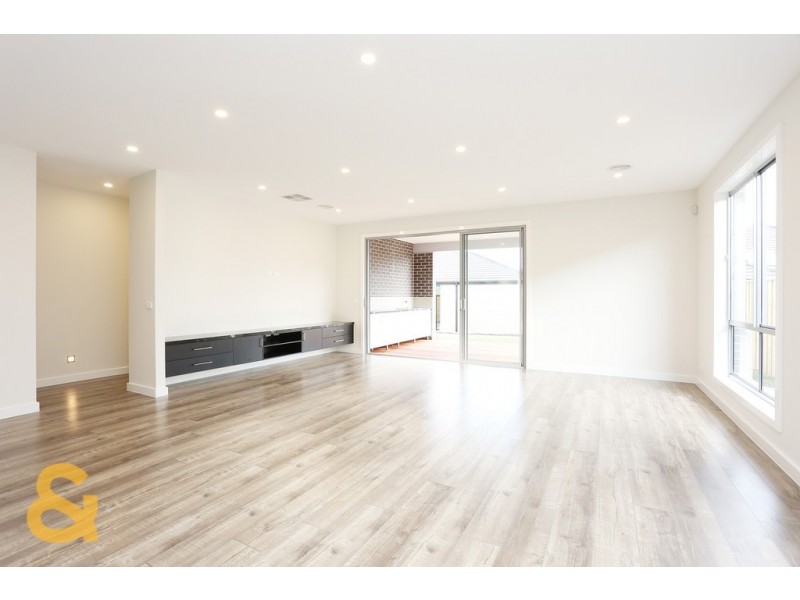 25 Hickory Road, Mickleham VIC 3064