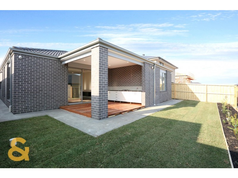 25 Hickory Road, Mickleham VIC 3064