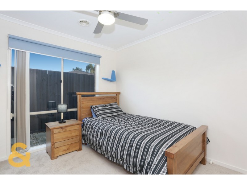 38 Salween Crescent, Roxburgh Park VIC 3064