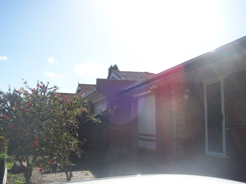 15 Reading Close, Roxburgh Park VIC 3064