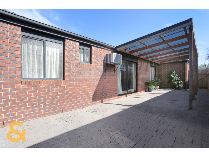 14 Gibney Close, Roxburgh Park VIC 3064