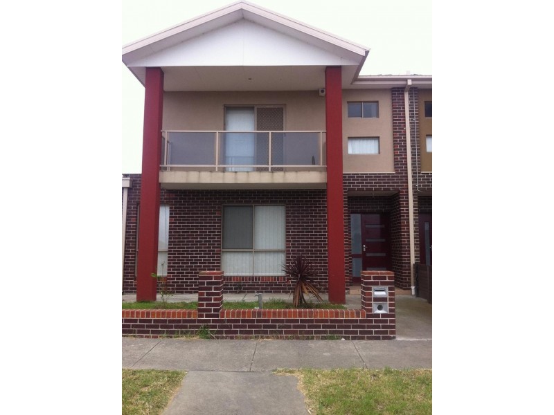 24 Brookvale Court, Roxburgh Park VIC 3064