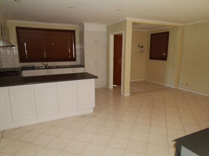 1443 Pascoe Vale Road, Meadow Heights VIC 3048