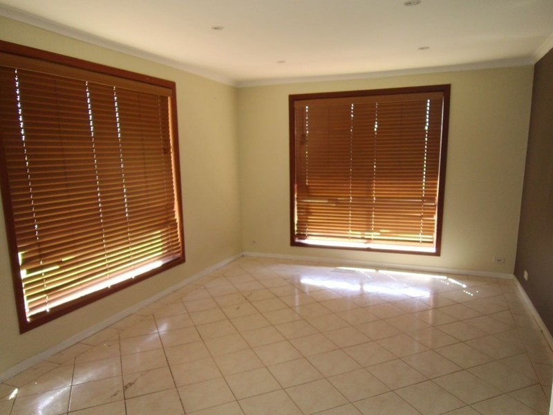 1443 Pascoe Vale Road, Meadow Heights VIC 3048