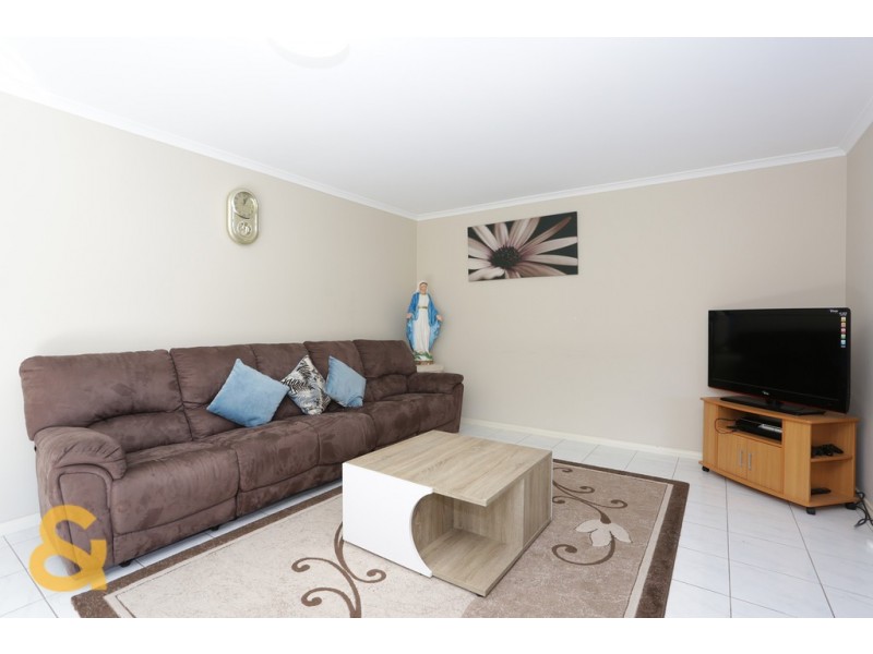 11 Severn Court, Roxburgh Park VIC 3064