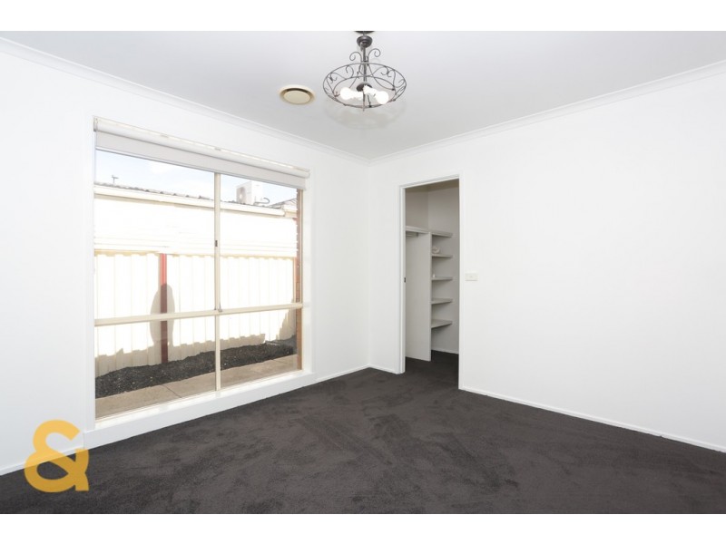 15 Thurmand Court, Roxburgh Park VIC 3064