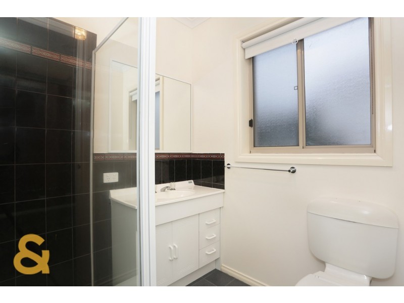 13 Saunders Court, Roxburgh Park VIC 3064