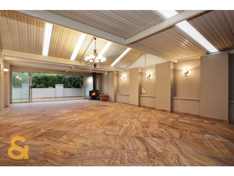 13 Saunders Court, Roxburgh Park VIC 3064