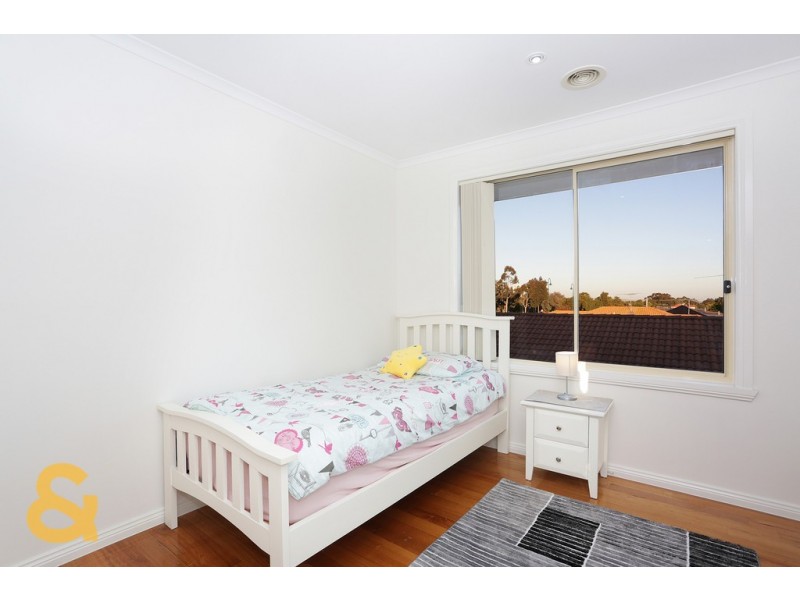 10 Vela Place, Roxburgh Park VIC 3064