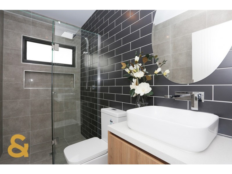 1/13 Rodney Avenue, Coburg North VIC 3058