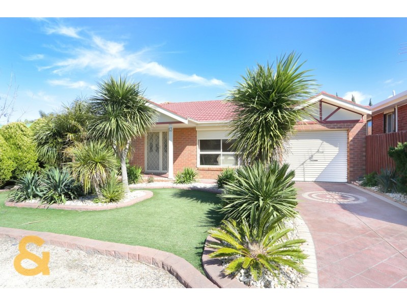 13 Parker Court, Roxburgh Park VIC 3064