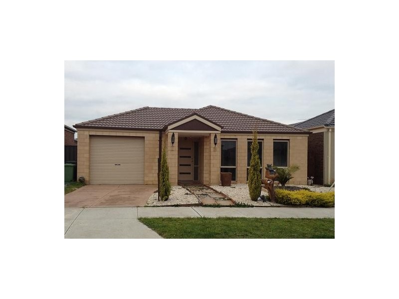 75 Mareeba Way, Craigieburn VIC 3064