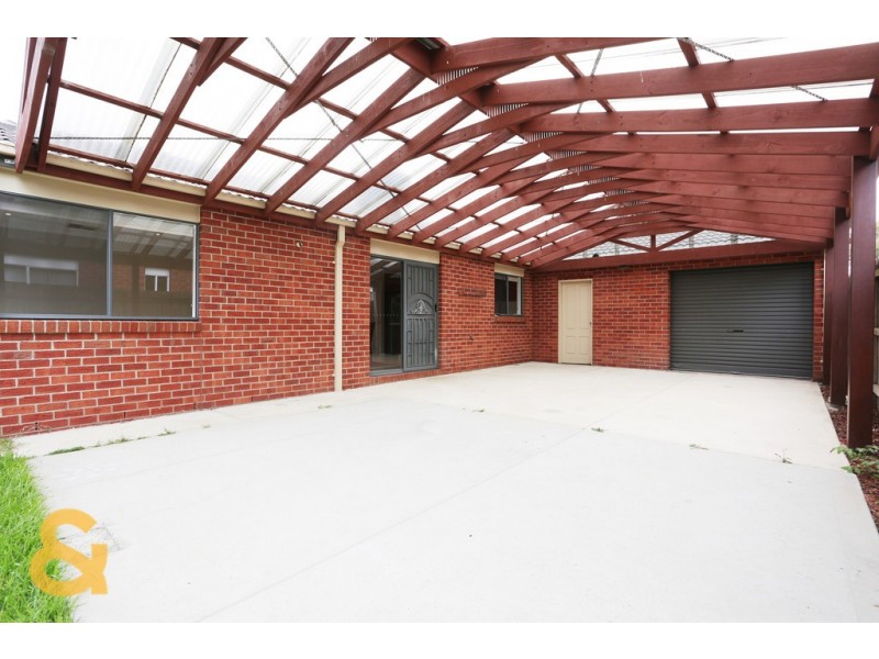 10 Neptune Street, Roxburgh Park VIC 3064