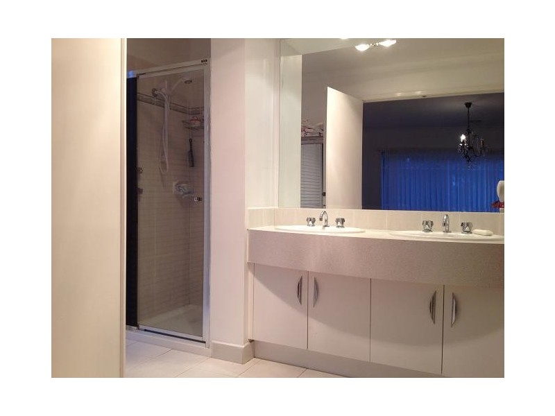 75 Sandover Drive, Roxburgh Park VIC 3064