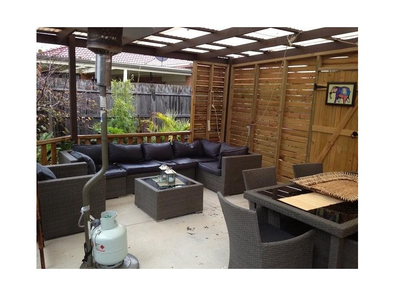 75 Sandover Drive, Roxburgh Park VIC 3064