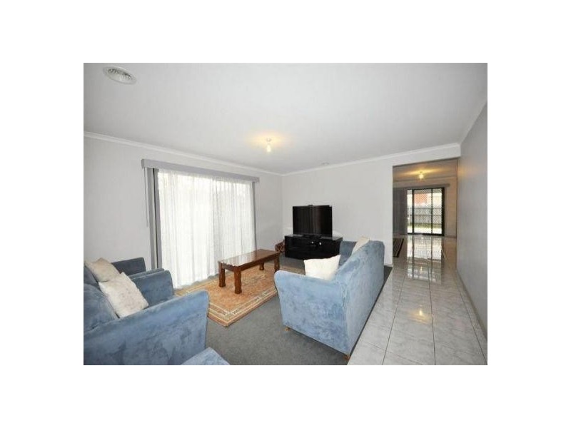 5  CONGO COURT, Roxburgh Park VIC 3064