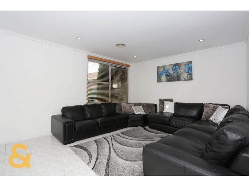 7 Lovat Court, Coolaroo VIC 3048