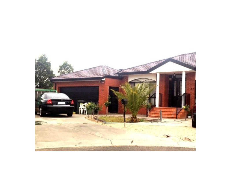 8B Kingdom Court, Roxburgh Park VIC 3064