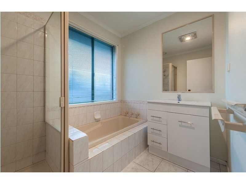 55 Rearden Crescent, Roxburgh Park VIC 3064