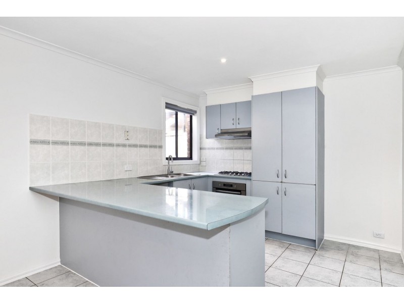 49 Limpopa Square, Roxburgh Park VIC 3064