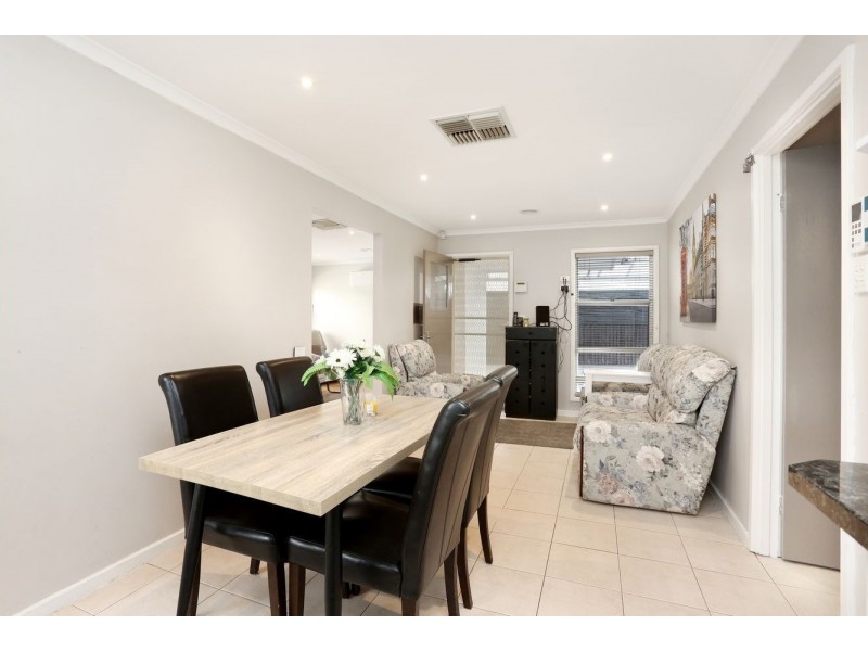 17 Canadian Court, Meadow Heights VIC 3048