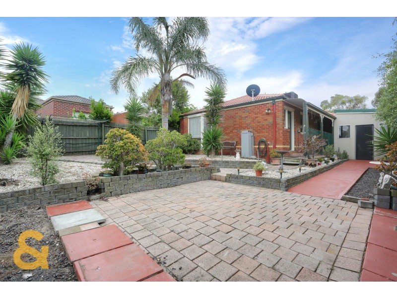 15 Solander Court, Roxburgh Park VIC 3064