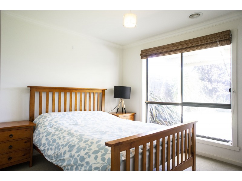 20 Brushwood Circuit, Roxburgh Park VIC 3064