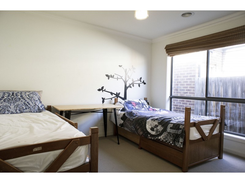 20 Brushwood Circuit, Roxburgh Park VIC 3064