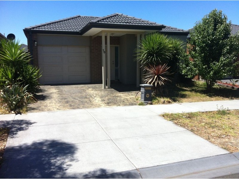 10 Lewisham Place, Craigieburn VIC 3064