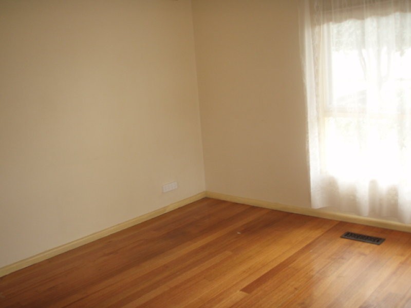 26 Second Avenue, Craigieburn VIC 3064