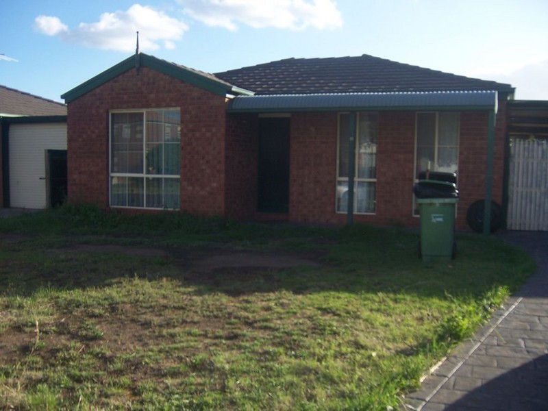 19 Johnson Court, Roxburgh Park VIC 3064