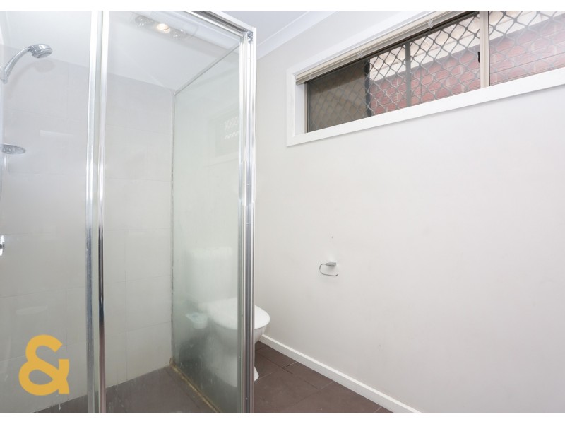 6 Hayfield Road, Roxburgh Park VIC 3064