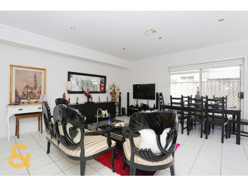 2 Viewbank Circuit, Roxburgh Park VIC 3064