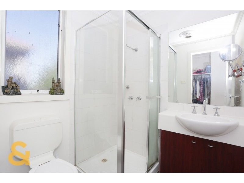 2 Viewbank Circuit, Roxburgh Park VIC 3064