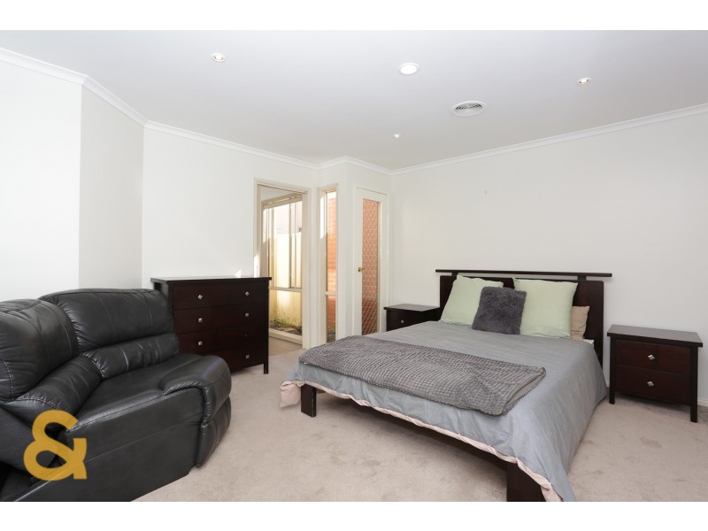 13 Morgan Court, Roxburgh Park VIC 3064