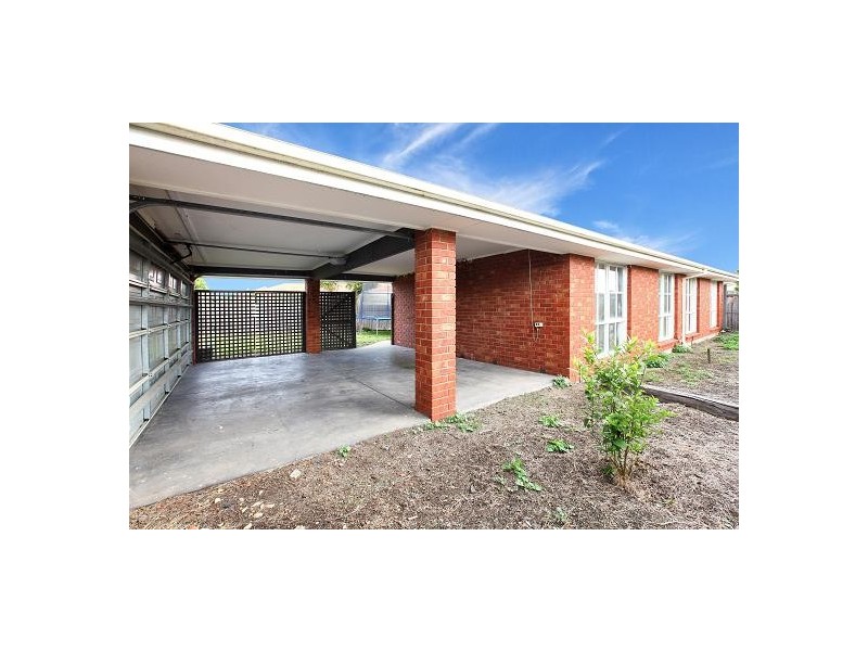 1 Harvey Court, Roxburgh Park VIC 3064
