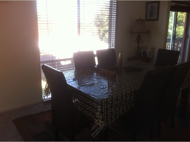 8 Linden Close, Meadow Heights VIC 3048