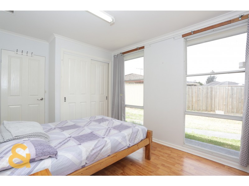 13 Glenmaggie Court, Meadow Heights VIC 3048