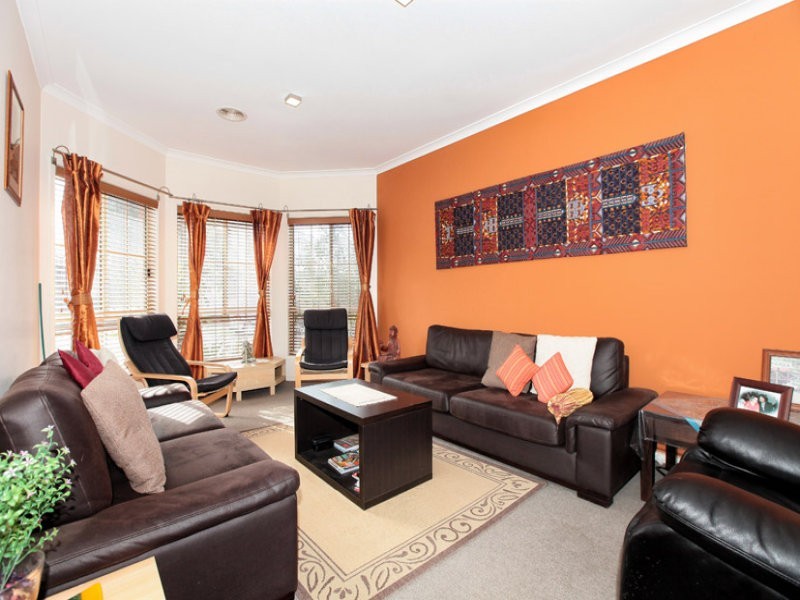 32 Ardsley Circuit, Craigieburn VIC 3064