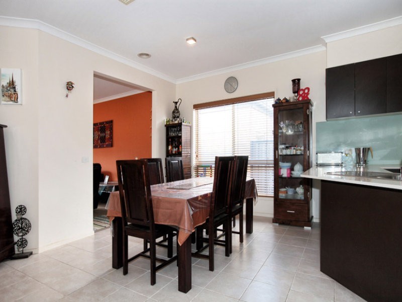 32 Ardsley Circuit, Craigieburn VIC 3064